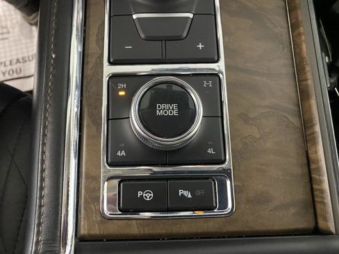 Used 2020 Ford Expedition Max Platinum AWD/4WD image 17