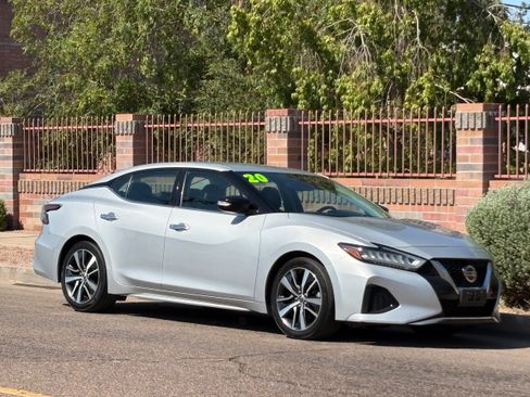 Used 2020 Nissan Maxima 3.5 SV w/ Floor Mat Group FWD image 8