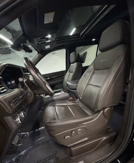 Used 2024 GMC Yukon Denali w/ Denali Reserve Package AWD/4WD image 17
