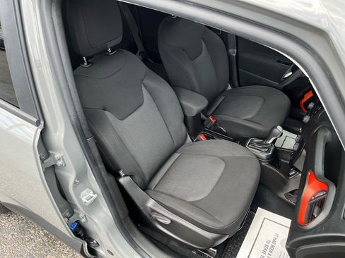 Used 2020 Jeep Renegade Sport AWD/4WD image 28