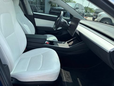 Used 2019 Tesla Model 3 AWD/4WD image 27