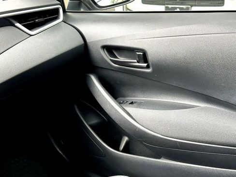 Used 2023 Toyota Corolla LE FWD image 26