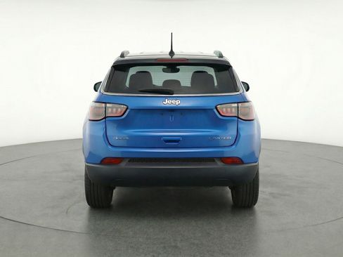 Used 2025 Jeep Compass Limited image 7