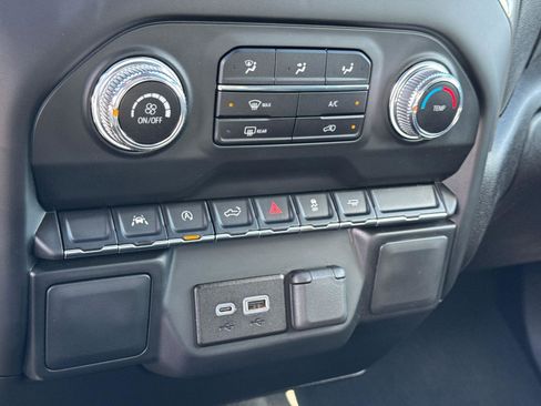 Used 2024 GMC Sierra 1500 Pro w/ Graphite Edition image 28