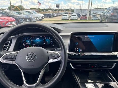 Used 2024 Volkswagen Atlas Cross Sport SE w/ Panoramic Sunroof Package AWD/4WD image 27
