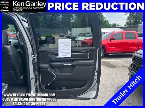 Used 2024 RAM 1500 Laramie AWD/4WD image 22