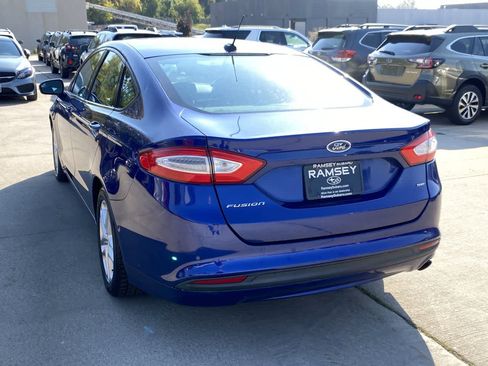 Used 2013 Ford Fusion SE image 4