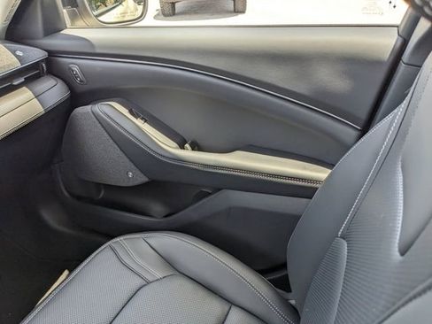 Certified 2025 Ford Mustang Mach-E Premium AWD/4WD image 15