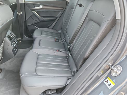 Used 2022 Audi Q5 2.0T Premium AWD/4WD image 13