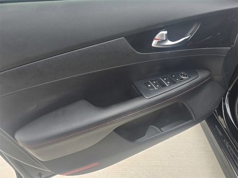 Used 2021 Kia Forte GT image 22