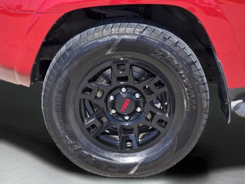 Used 2022 Toyota 4Runner SR5 Premium w/ Moonroof Package image 34