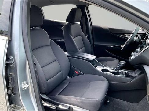 Used 2024 Chevrolet Malibu LT FWD image 27