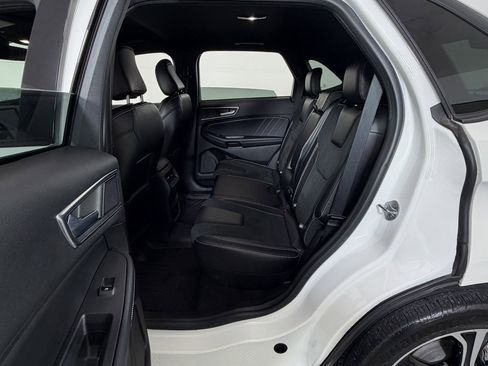 Used 2023 Ford Edge ST image 8