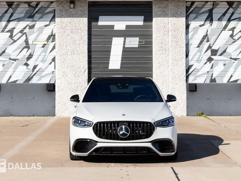 Used 2024 Mercedes-Benz S 63 AMG S image 3