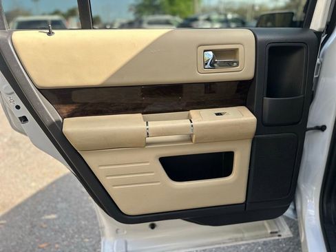 Used 2017 Ford Flex Limited image 38