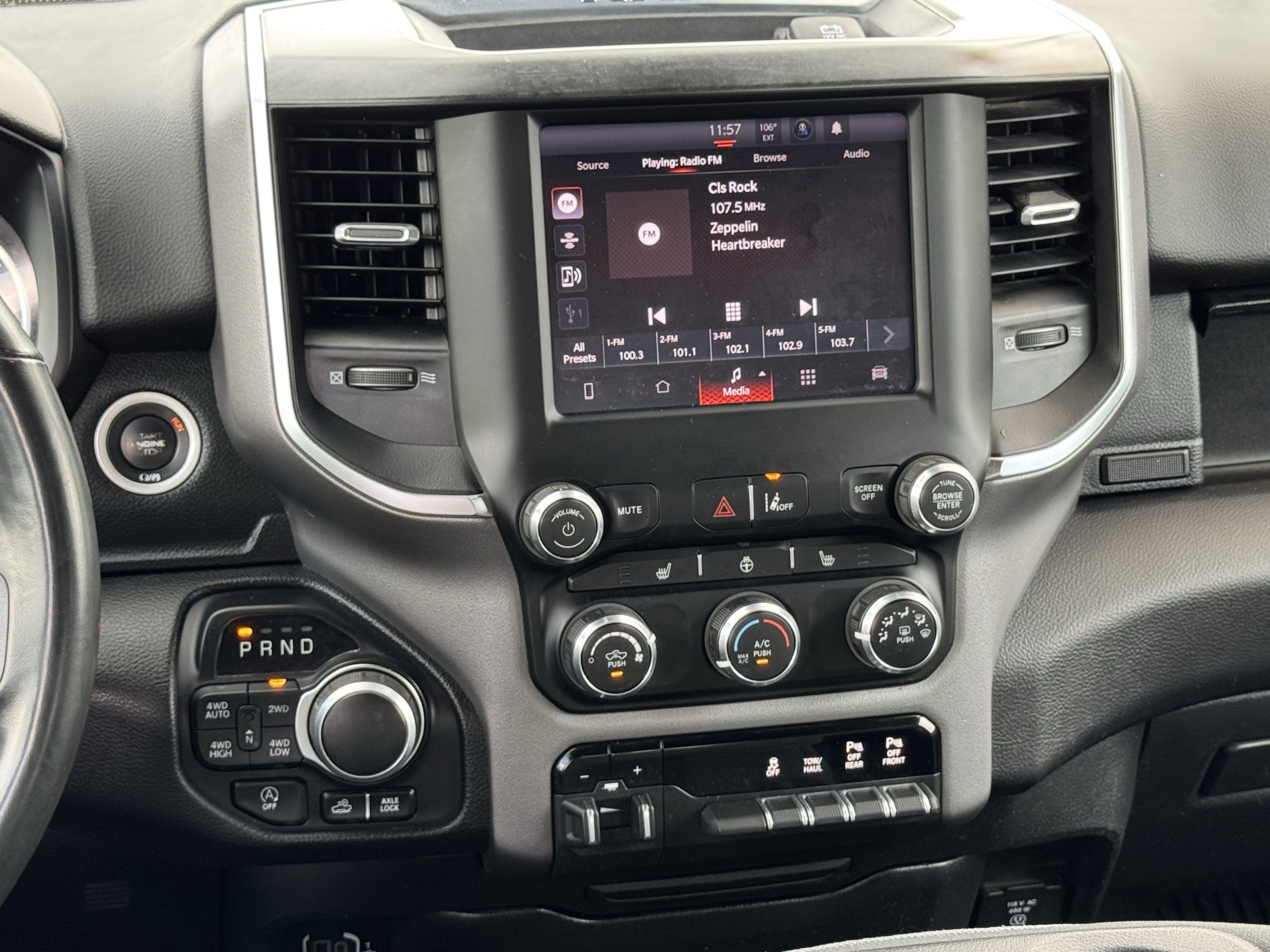 Used 2024 RAM 1500 Big Horn AWD/4WD image 16