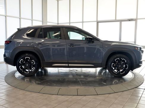 Certified 2025 MAZDA CX-50 Meridian Edition w/ Weather Package AWD/4WD image 9