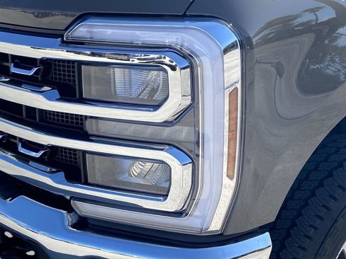 New 2026 Ford F250 Lariat w/ Lariat Premium Package AWD/4WD image 7