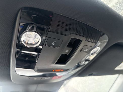 Used 2022 Kia Sorento SX Prestige w/ Panoramic Sunroof Package image 29