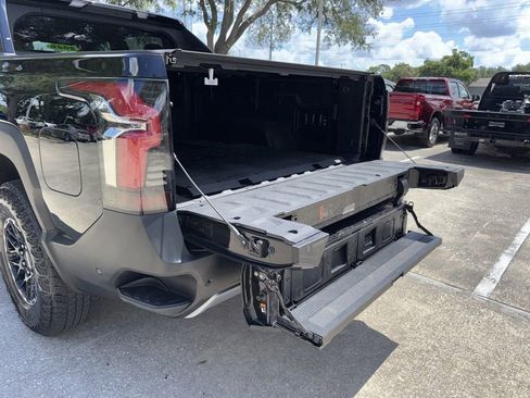 Used 2026 Chevrolet Silverado EV Trail Boss w/ LPO, Gameday Tailgate Package AWD/4WD image 26