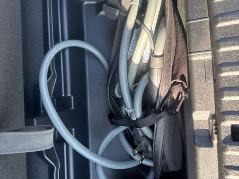 Used 2022 BMW iX xDrive50 w/ Premium Package image 30