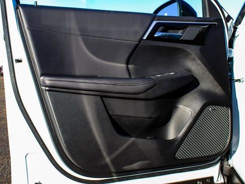 New 2026 Mitsubishi Outlander Trail Edition image 8