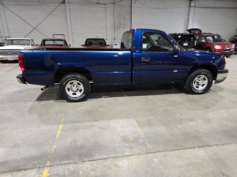 Used 2004 Chevrolet Silverado 1500 W/T image 17