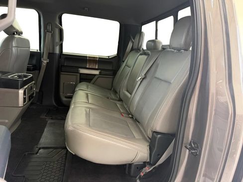Used 2020 Ford F150 Lariat RWD image 16