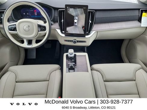 New 2026 Volvo XC90 T8 Ultra w/ Protection Package Premier AWD/4WD image 14