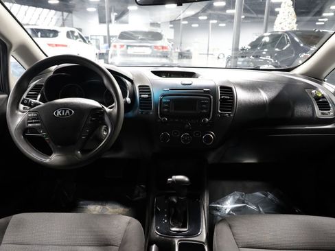 Used 2018 Kia Forte LX image 19