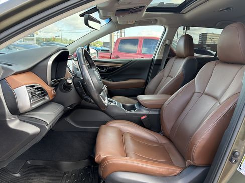 Used 2021 Subaru Outback Touring AWD/4WD image 26