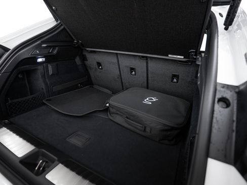 New 2025 Porsche Macan 4S Electric image 25