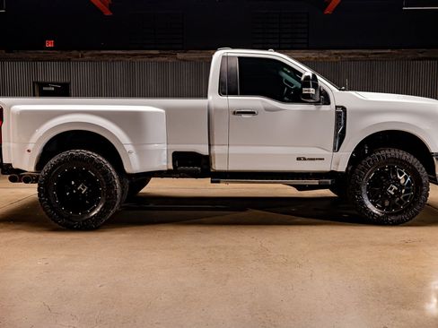 Used 2023 Ford F350 XLT w/ Snow Plow Prep Package image 8