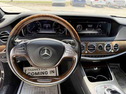 Used 2015 Mercedes-Benz S 550 Sedan image 12