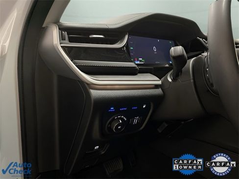 Used 2022 Jeep Grand Cherokee Limited 4xe image 30