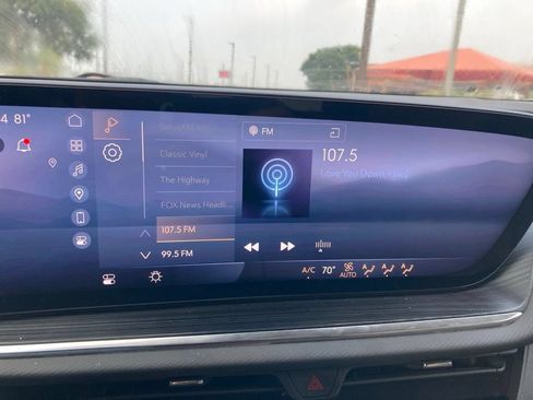 Used 2024 Buick Envision Preferred AWD/4WD image 18