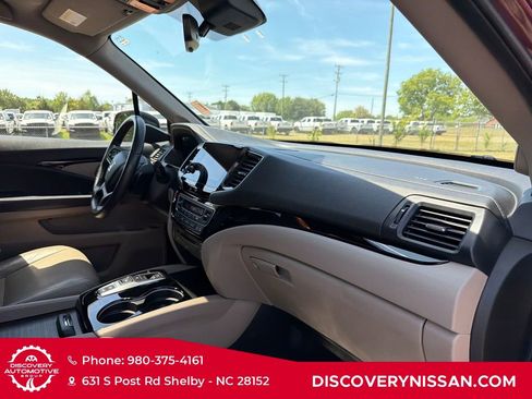 Used 2022 Honda Pilot Touring image 42
