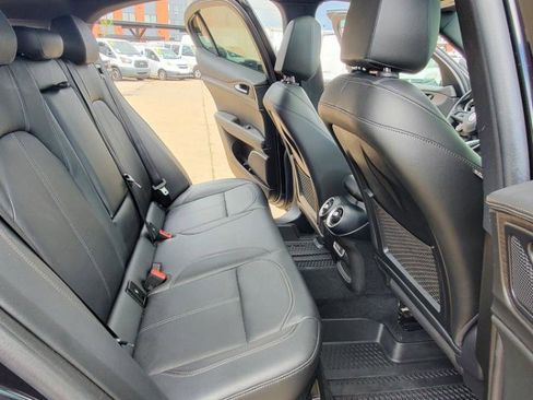 Used 2022 Alfa Romeo Stelvio Ti image 17