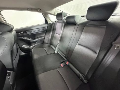 Used 2019 Honda Accord EX image 15