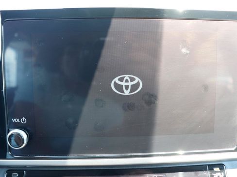 Used 2025 Toyota Camry LE FWD image 32