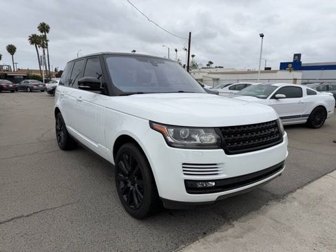 Used 2017 Land Rover Range Rover Supercharged AWD/4WD image 4