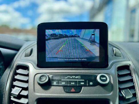 Used 2022 Ford Transit Connect XL image 23