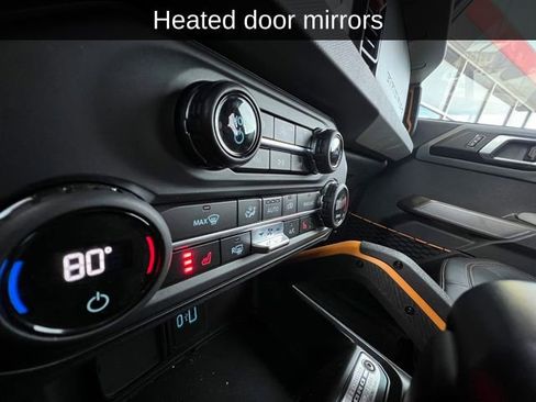 Used 2023 Ford Bronco Badlands image 15