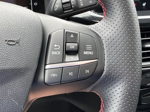 Used 2024 Ford Escape ST-Line w/ Tech Pack #1 AWD/4WD image 17
