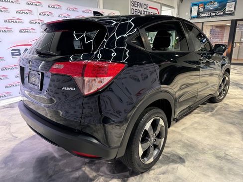 Used 2018 Honda HR-V EX image 7