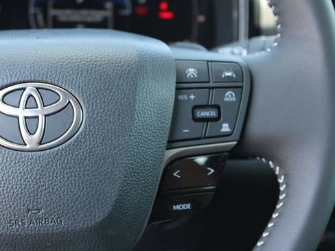 Used 2026 Toyota Camry SE w/ Multimedia Upgrade Package FWD image 19