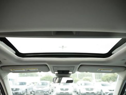 Used 2024 Honda CR-V EX image 26