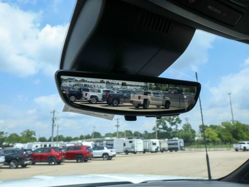 New 2026 GMC Sierra 2500 AT4X w/ LPO, Black Badging Package AWD/4WD image 27