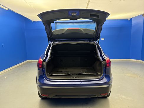 Used 2019 Nissan Rogue Sport S image 23