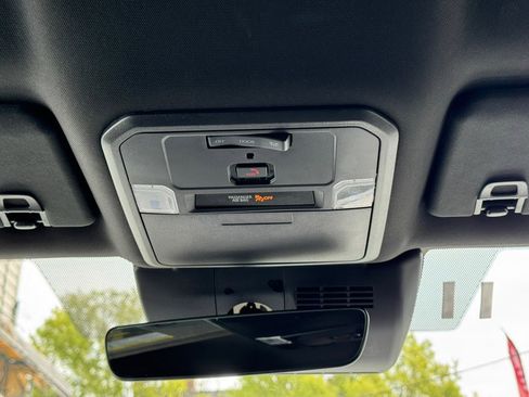 Used 2024 Toyota Tacoma TRD Off-Road image 24